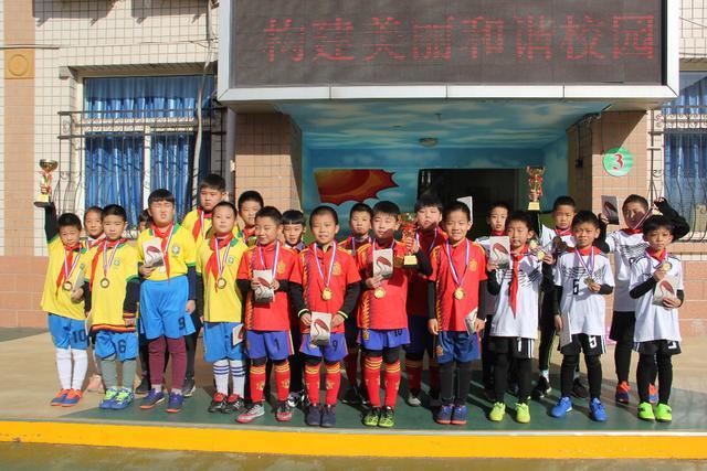 中国女排3比0胜伊朗晋级亚锦赛决赛，离洛杉矶只差一胜